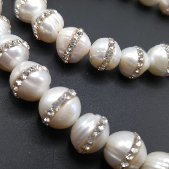Handmade Freshwater Pearls Inlayed Clear Rhinestones Pearl Necklace, 32 Inches - Picture 12 of 12